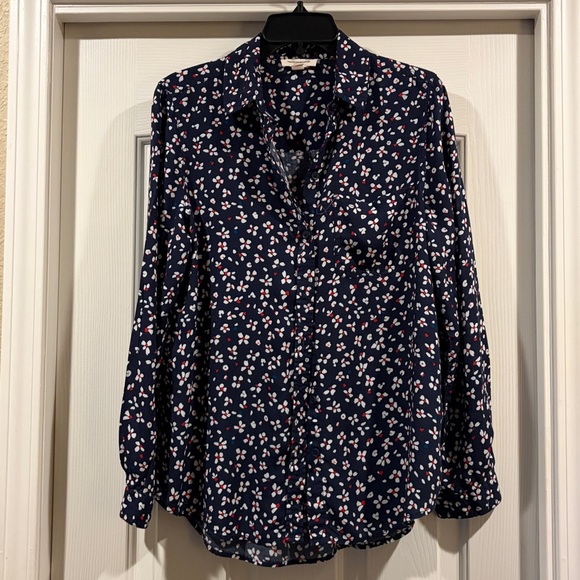 Beach lunch lounge Navy Floral Button Down Shirt size M like new - Picture 3 of 4